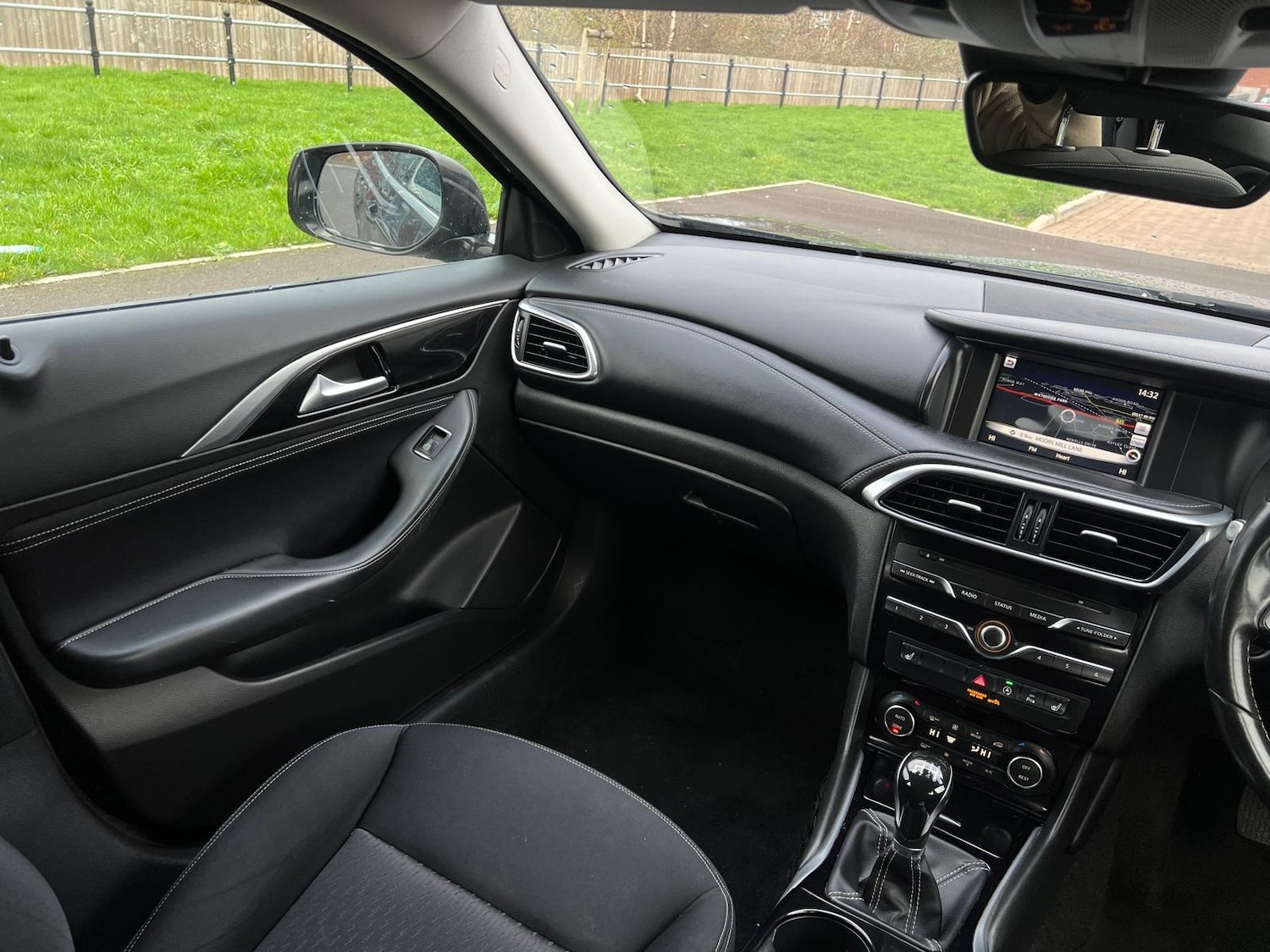 Used Infiniti Q30 2016 for sale - 76608590: Photo 40