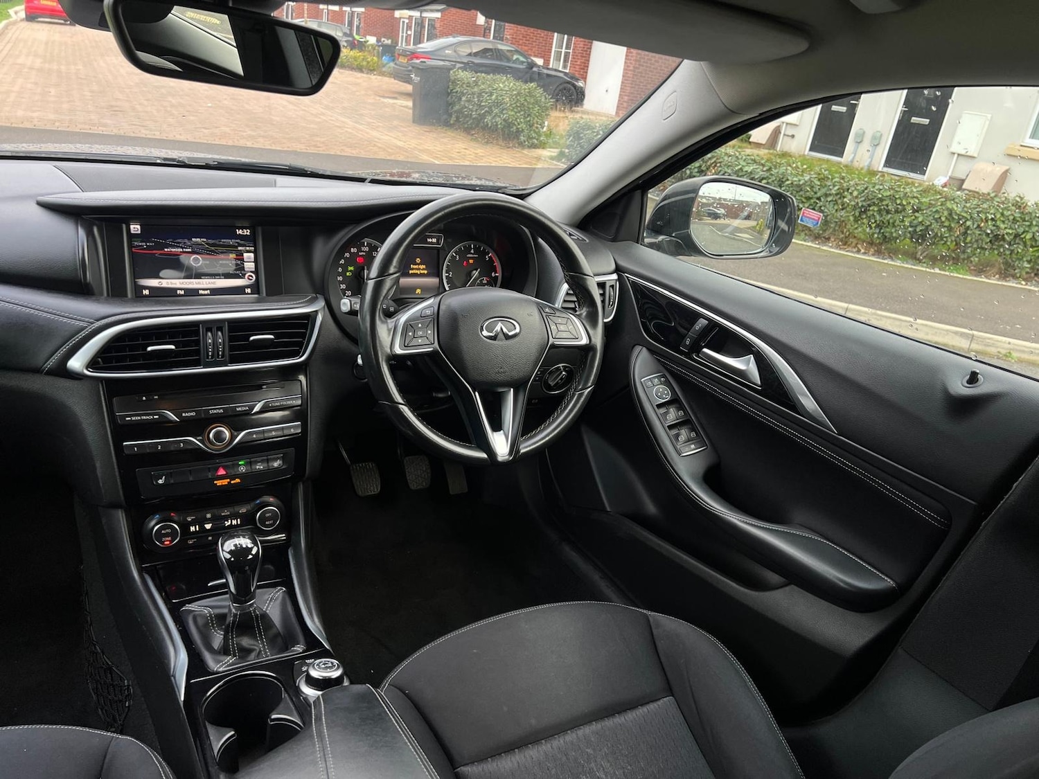 Used Infiniti Q30 2016 for sale - 76608590: Photo 42