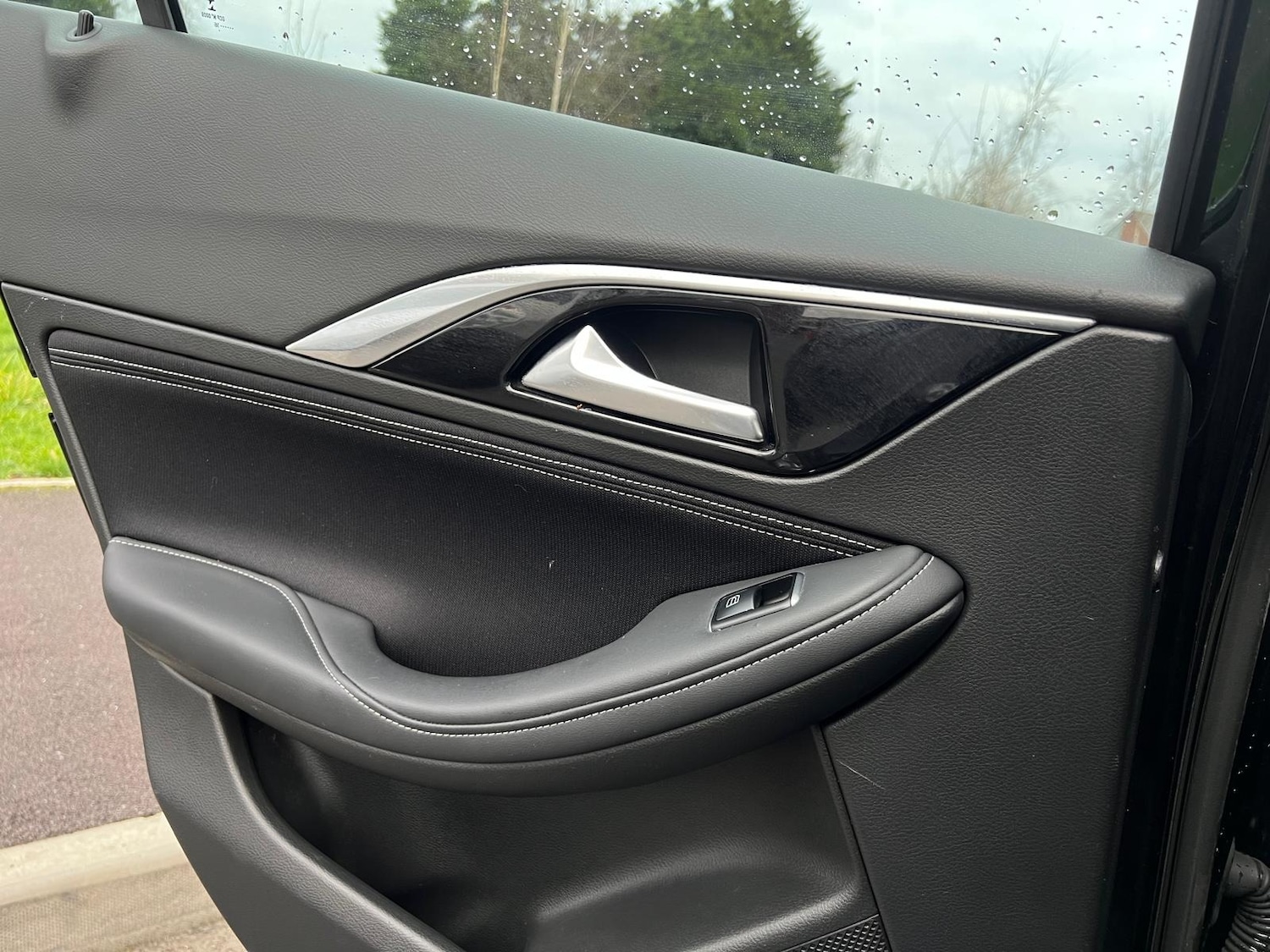 Used Infiniti Q30 2016 for sale - 76608590: Photo 47