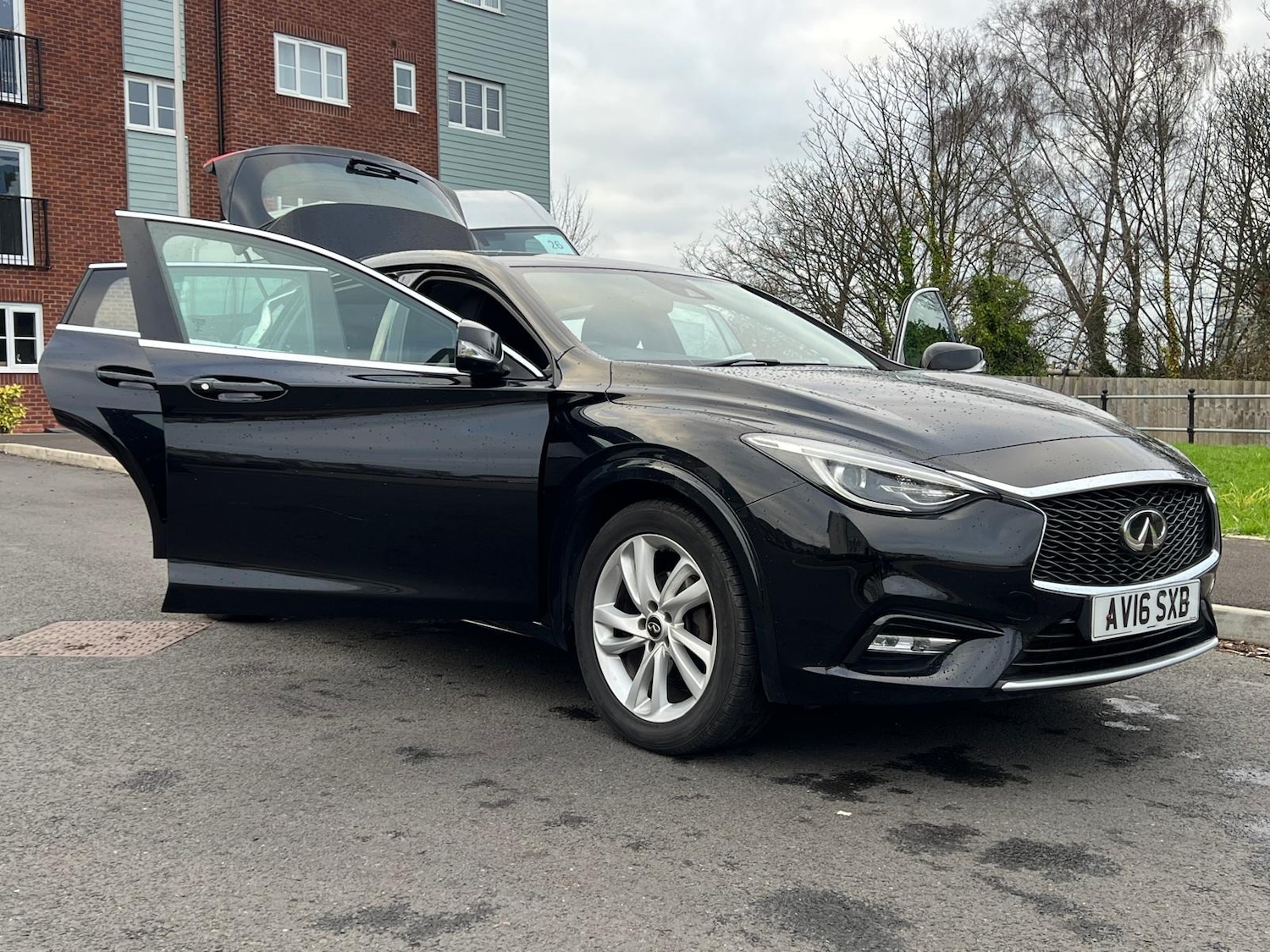 Used Infiniti Q30 2016 for sale - 76608590: Photo 50
