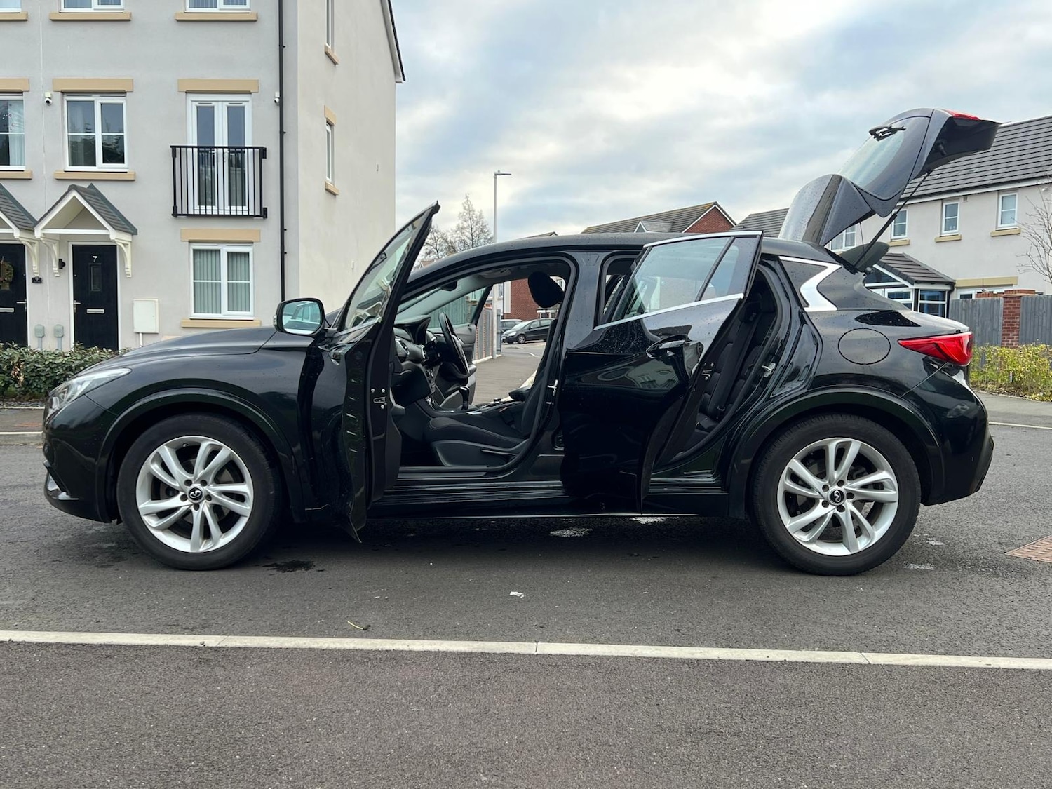 Used Infiniti Q30 2016 for sale - 76608590: Photo 54