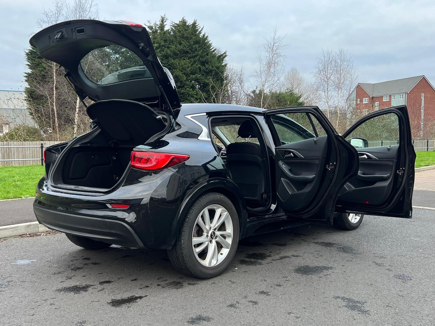 Used Infiniti Q30 2016 for sale - 76608590: Photo 59