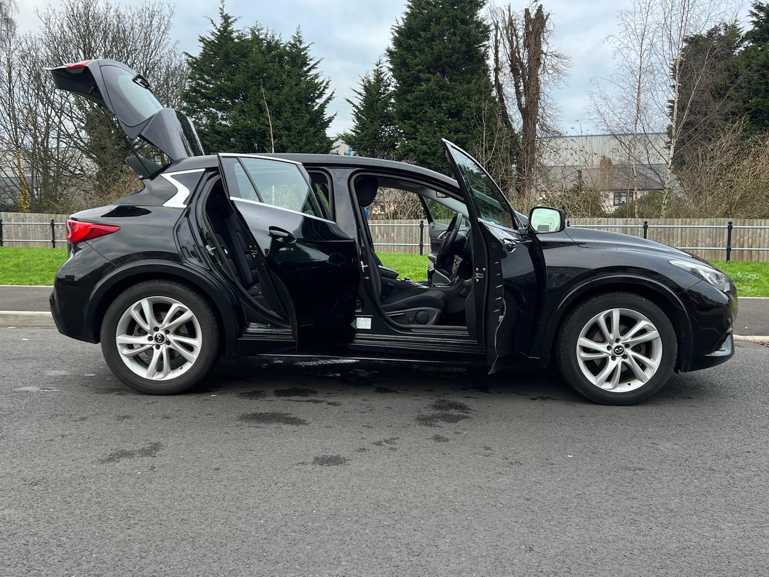 Used Infiniti Q30 2016 for sale - 76608590: Photo 60