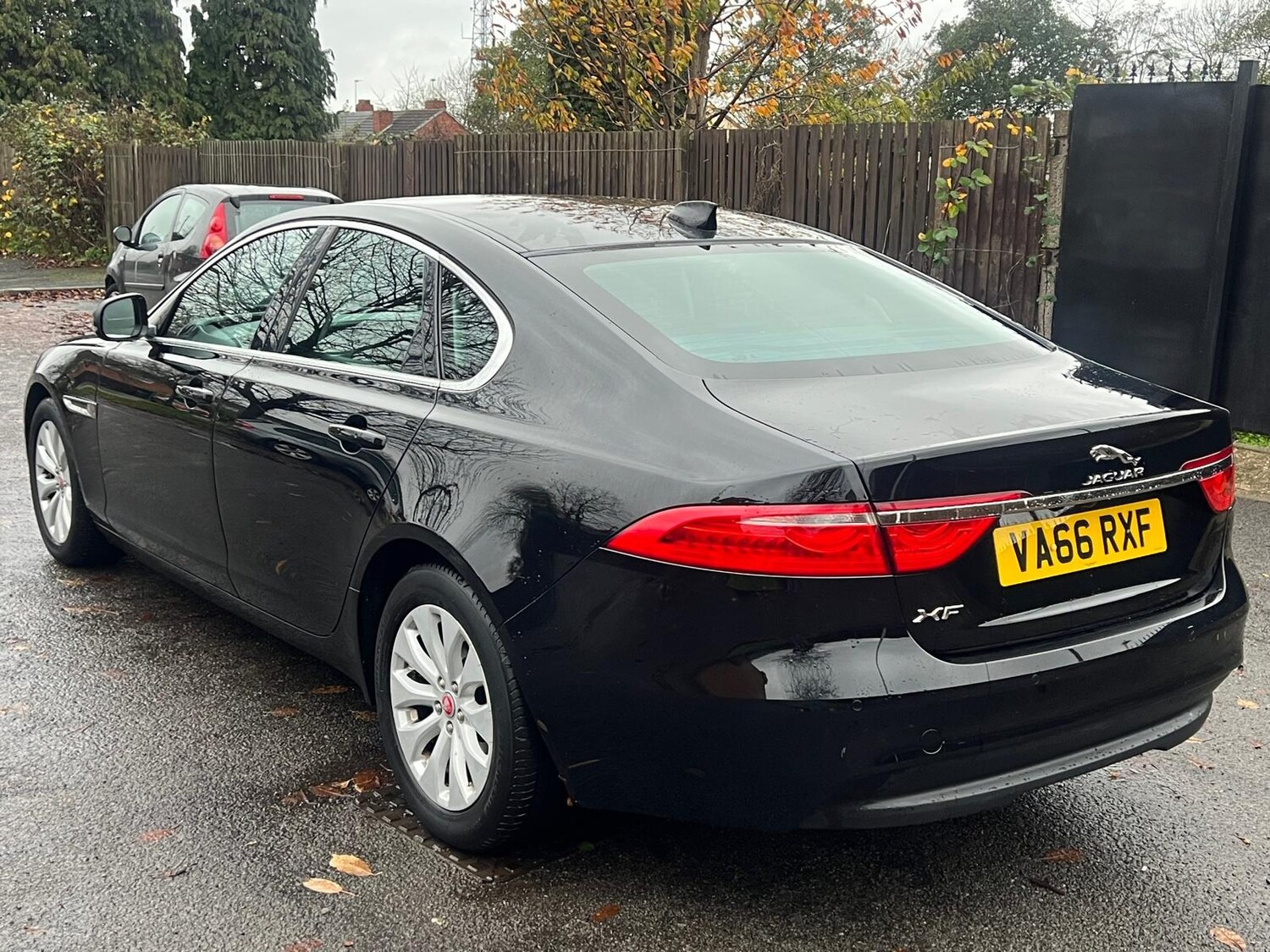 Used Jaguar XF 2017 for sale - 76528651: Photo 15