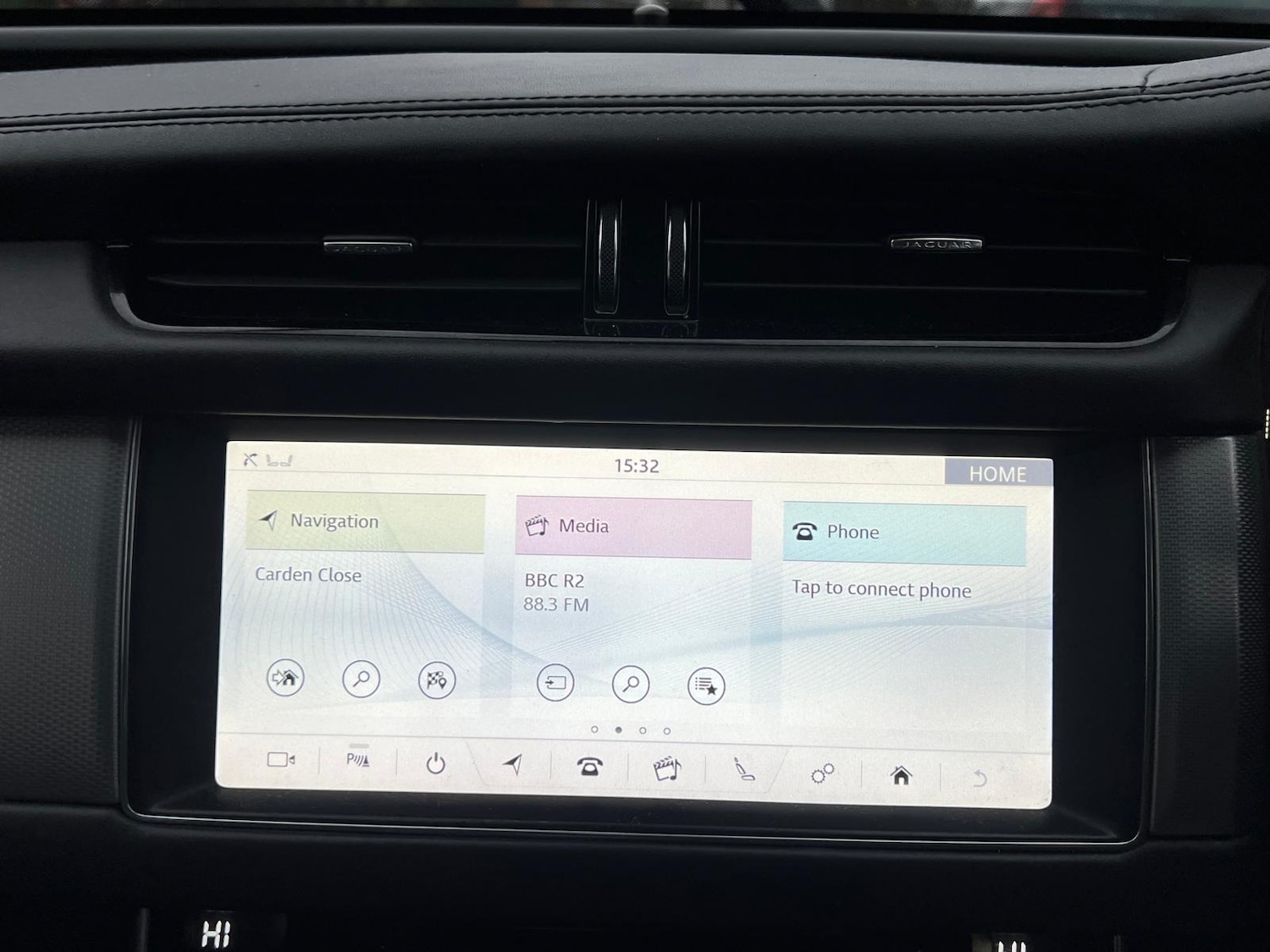 Used Jaguar XF 2017 for sale - 76528651: Photo 27