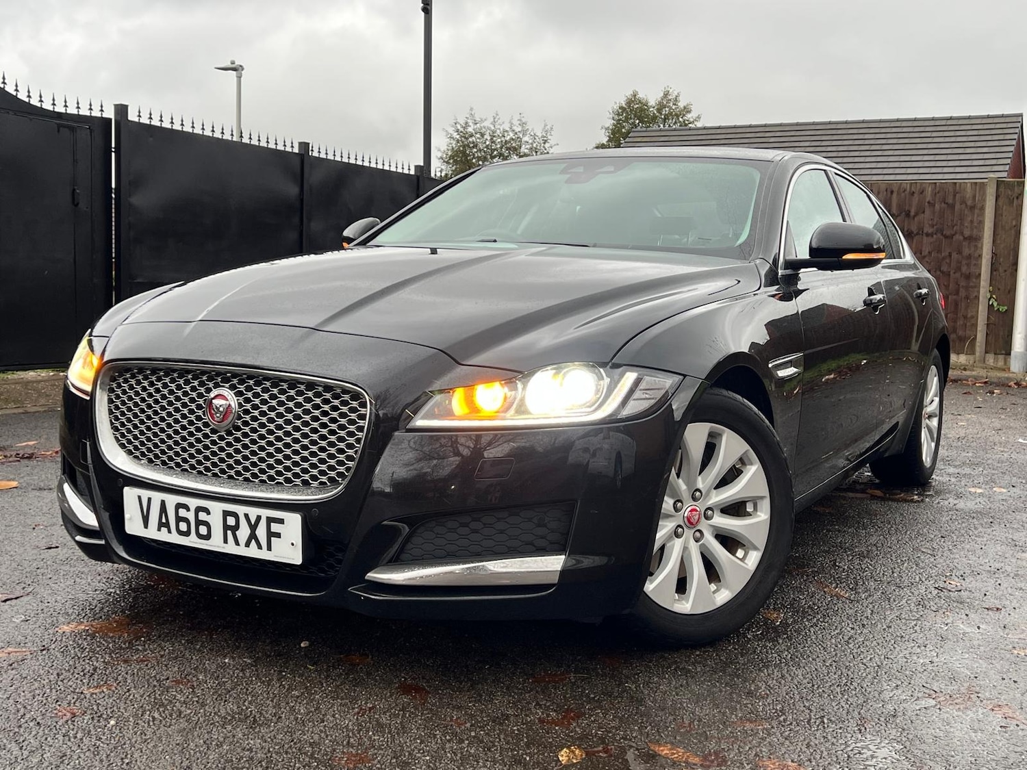 Used Jaguar XF 2017 for sale - 76528651: Photo 49