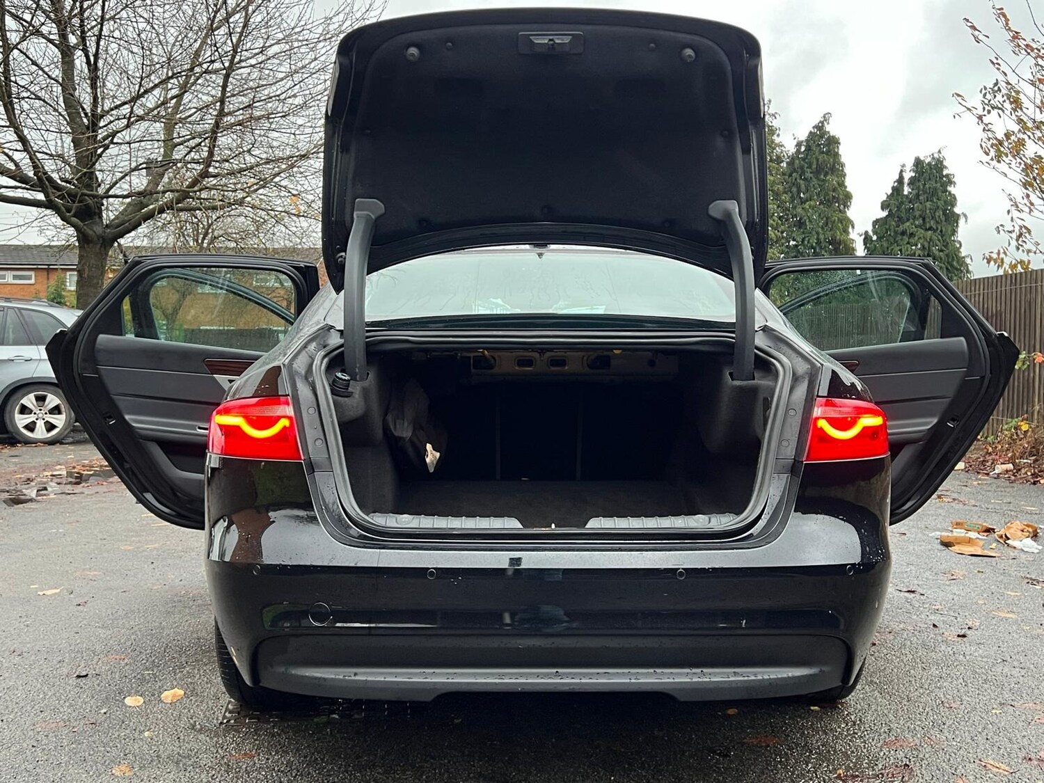 Used Jaguar XF 2017 for sale - 76528651: Photo 5