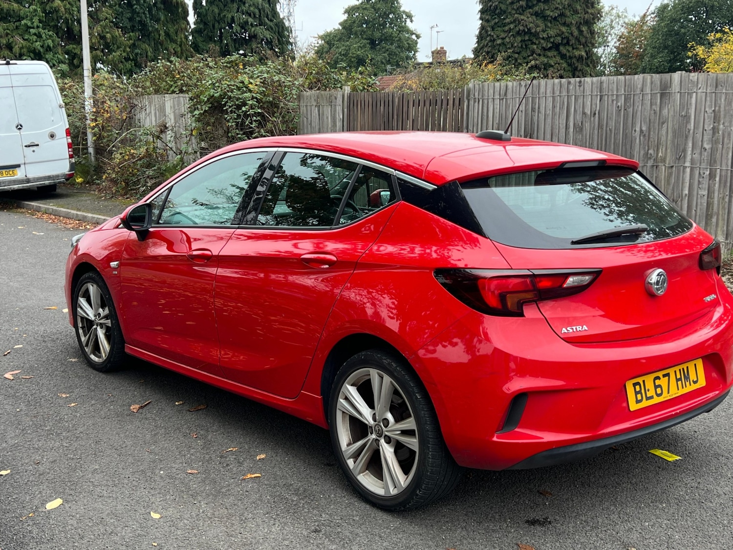 Used Vauxhall Astra 2017 for sale - 76371764: Photo 1