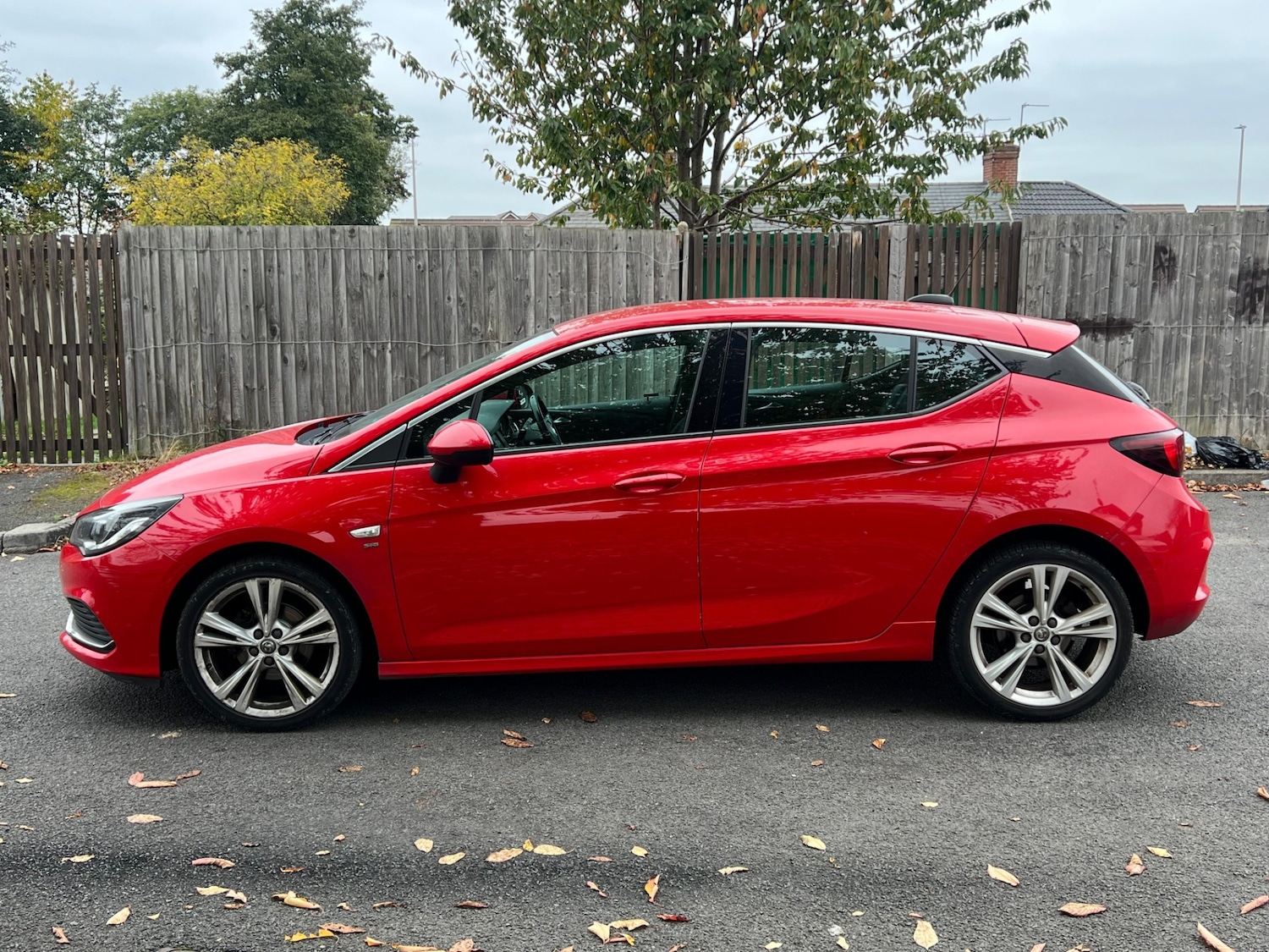Used Vauxhall Astra 2017 for sale - 76371764: Photo 4