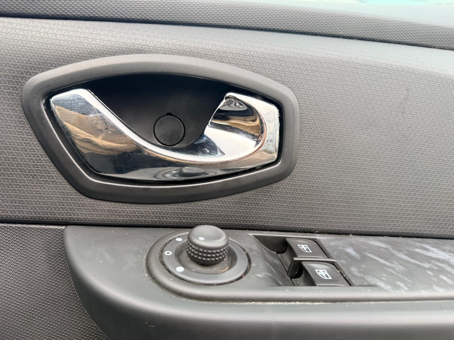 Used Renault Clio 2013 for sale - 77551520: Photo 13