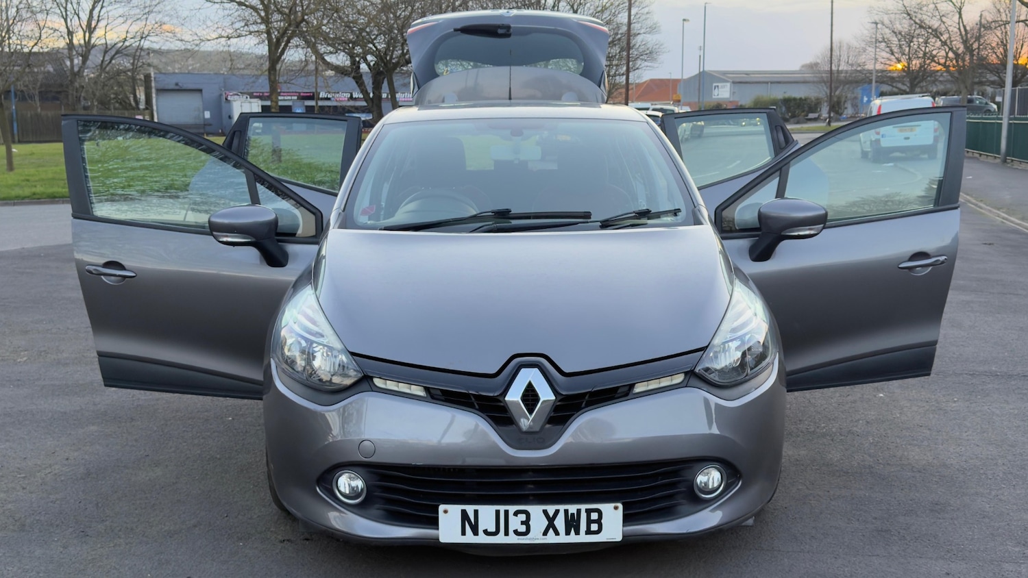 Used Renault Clio 2013 for sale - 77551520: Photo 25