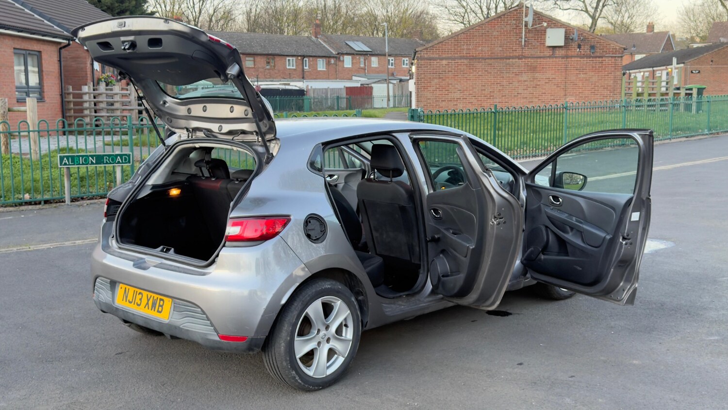 Used Renault Clio 2013 for sale - 77551520: Photo 37