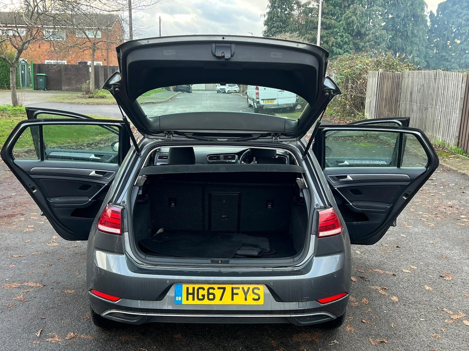 Used Volkswagen Golf 2017 for sale - 76497737: Photo 17