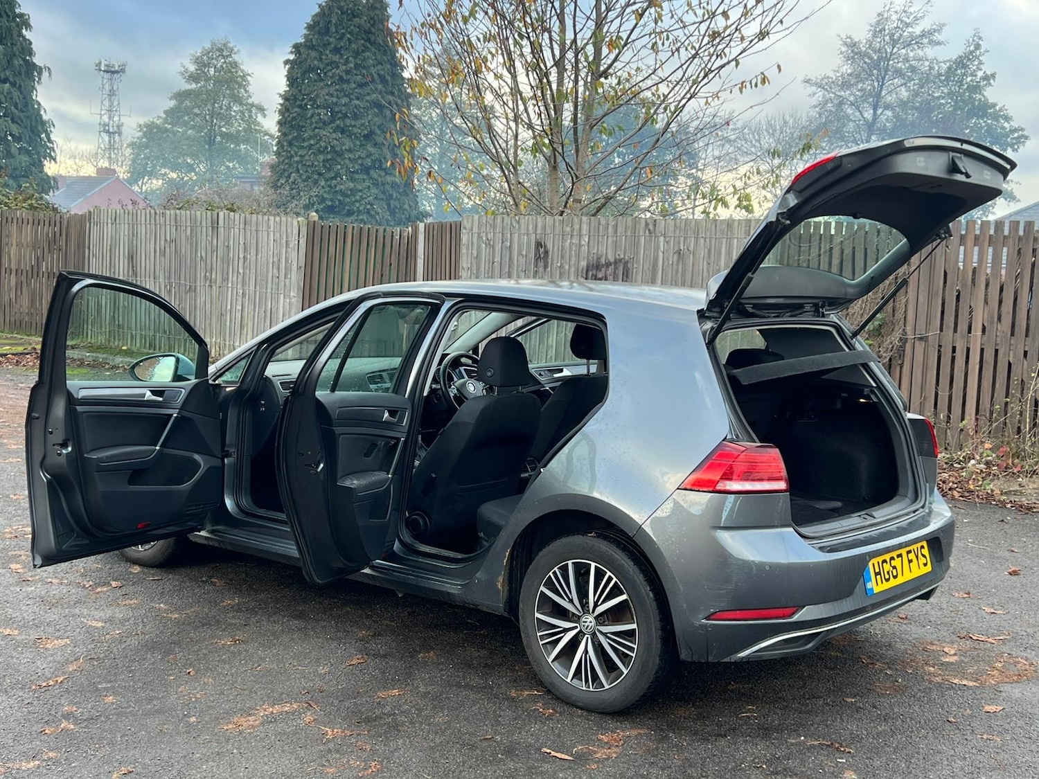 Used Volkswagen Golf 2017 for sale - 76497737: Photo 19