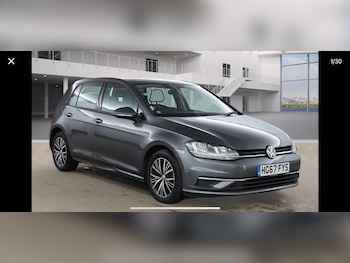 Used Volkswagen Golf 2017 for sale - 76497737: Photo