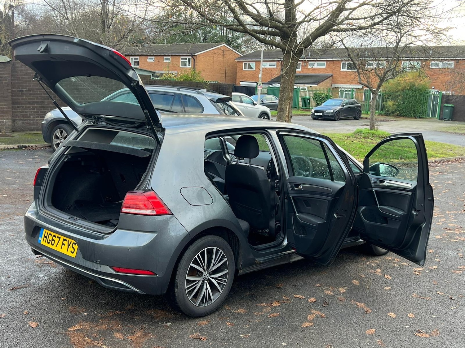 Used Volkswagen Golf 2017 for sale - 76497737: Photo 21
