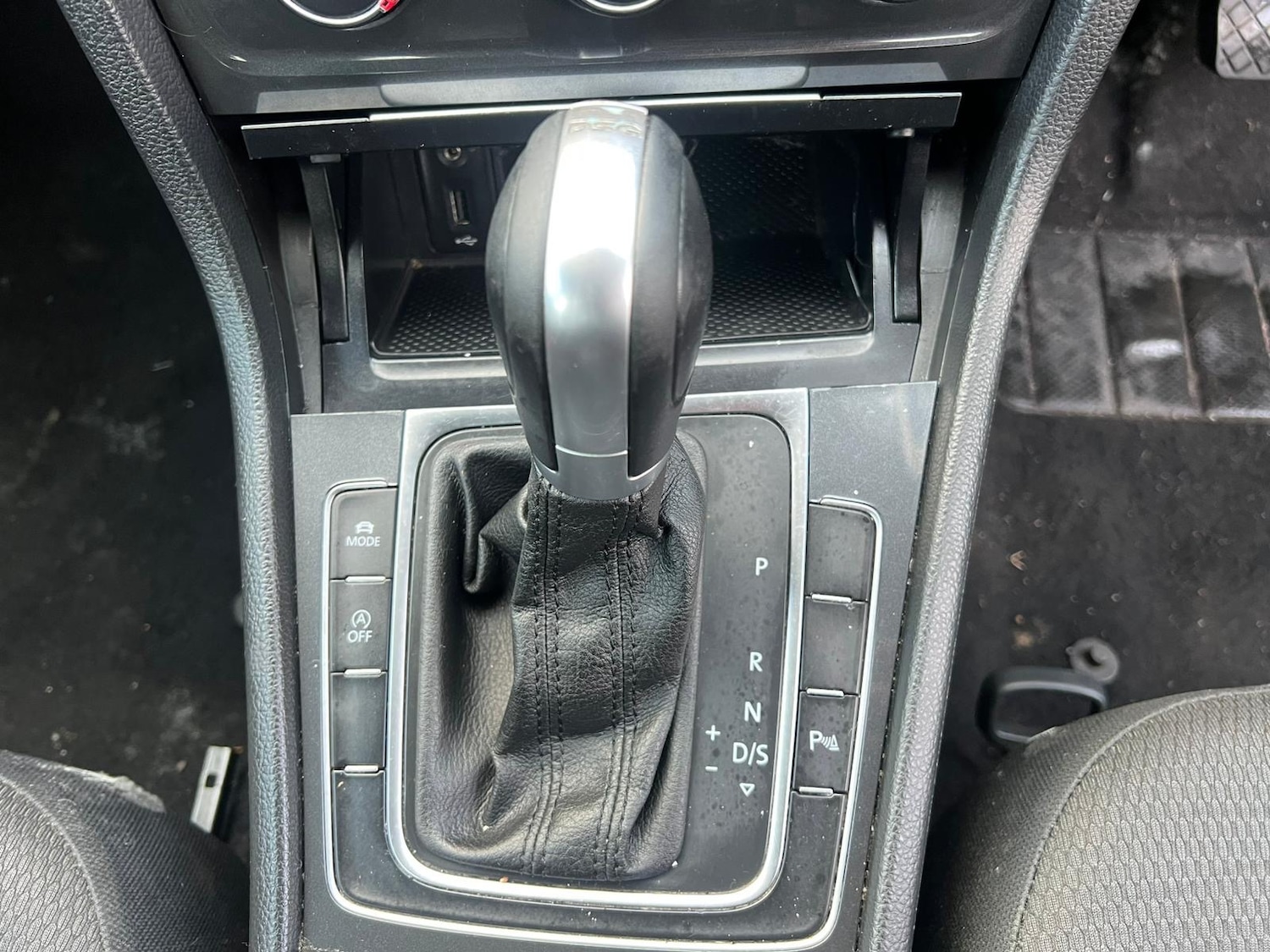 Used Volkswagen Golf 2017 for sale - 76497737: Photo 27