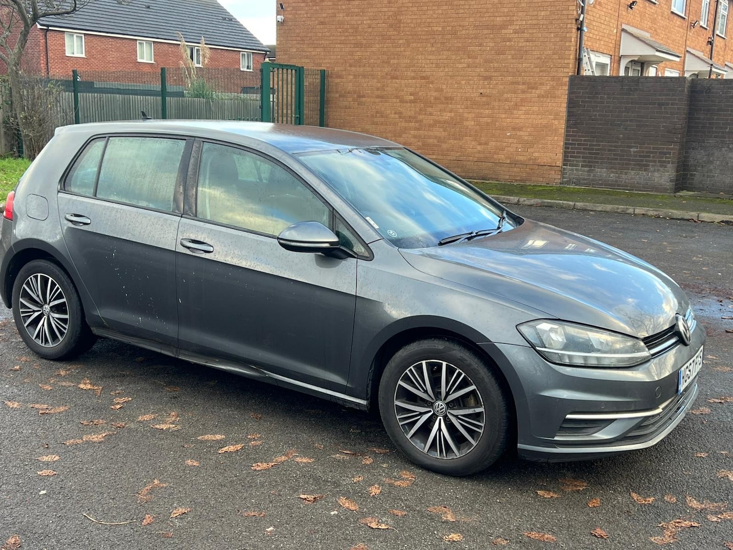 Used Volkswagen Golf 2017 for sale - 76497737: Photo 36
