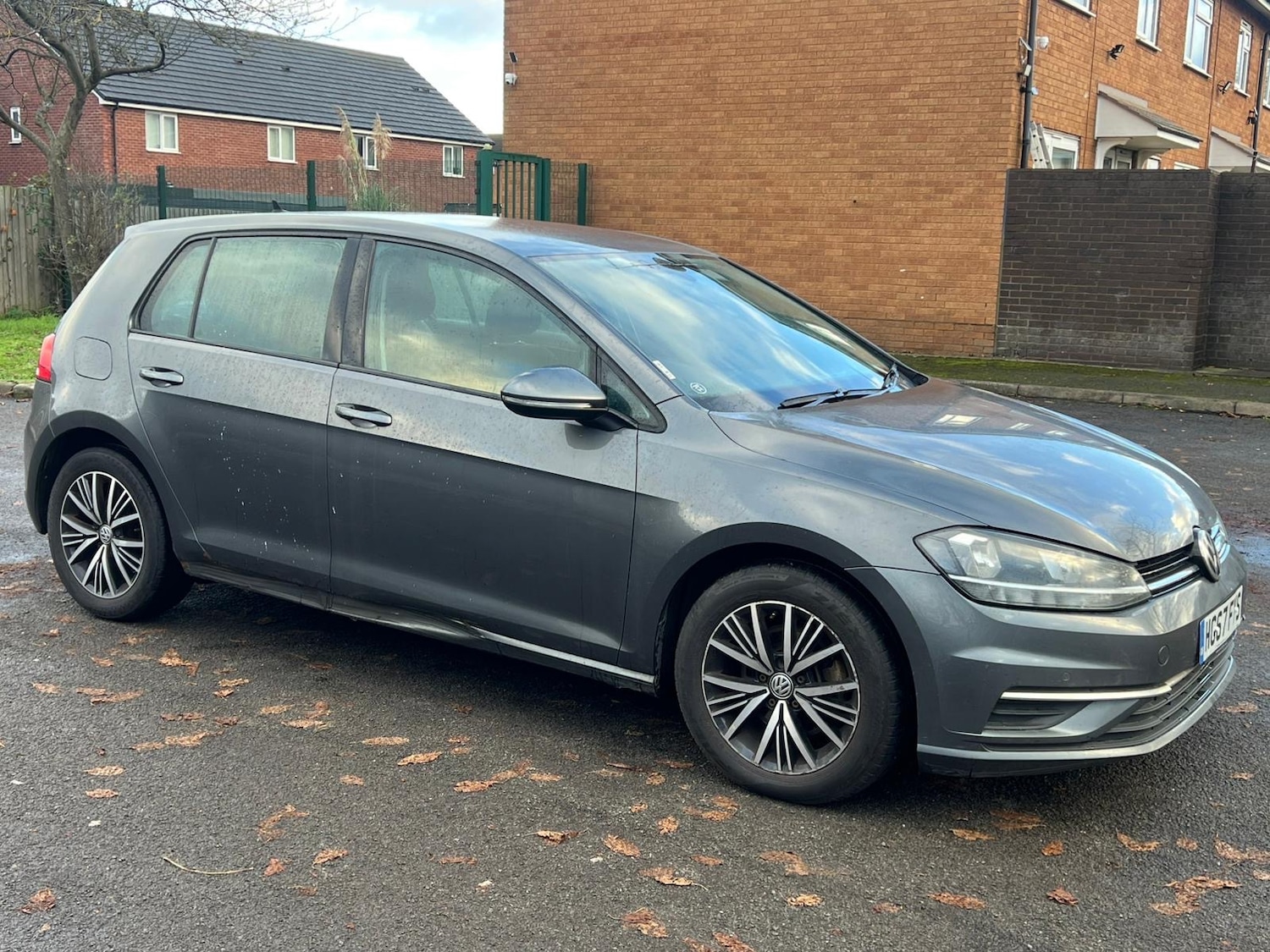Used Volkswagen Golf 2017 for sale - 76497737: Photo 39