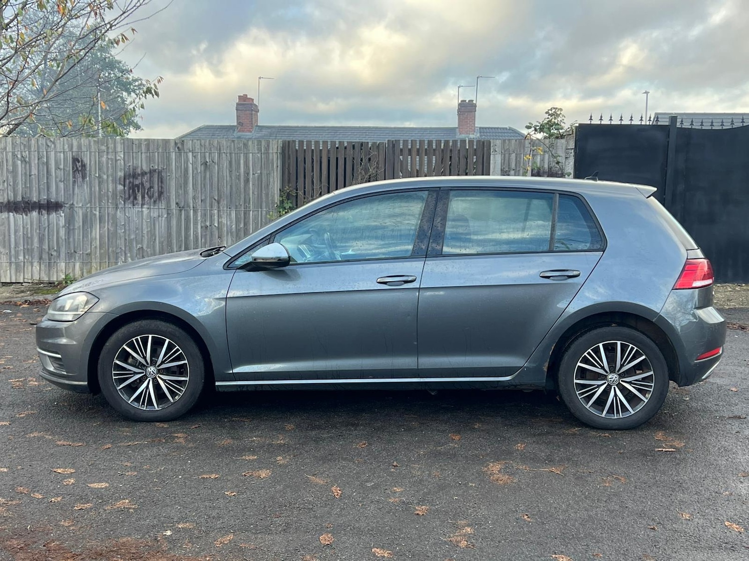 Used Volkswagen Golf 2017 for sale - 76497737: Photo 8