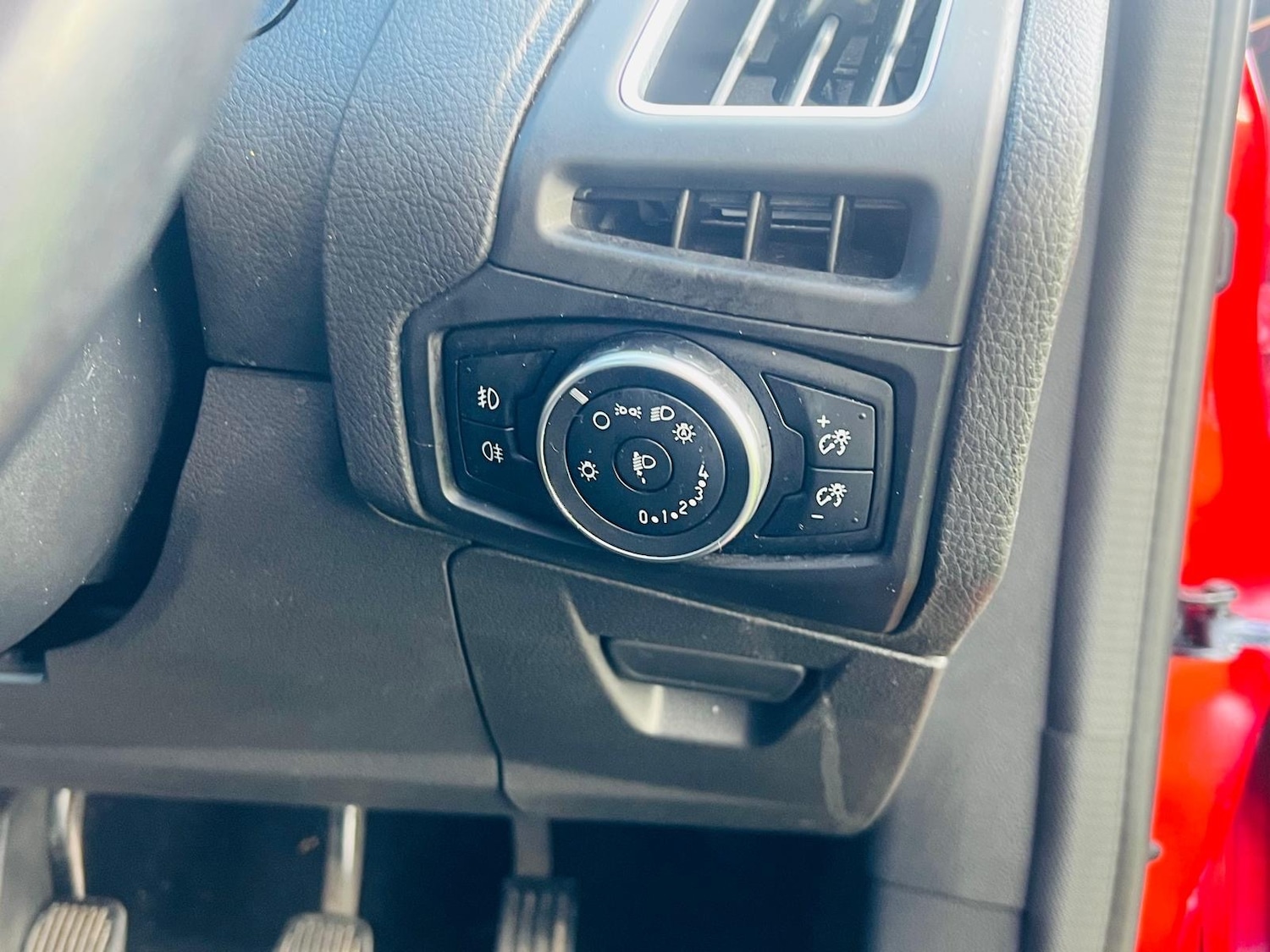 Used Ford Focus 2015 for sale - 78131993: Photo 18