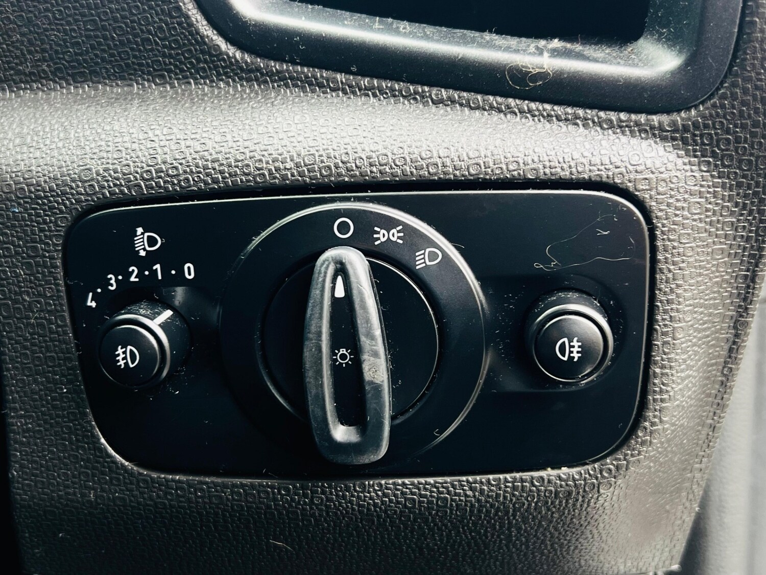 Used Ford Ecosport 2015 for sale - 77551353: Photo 37