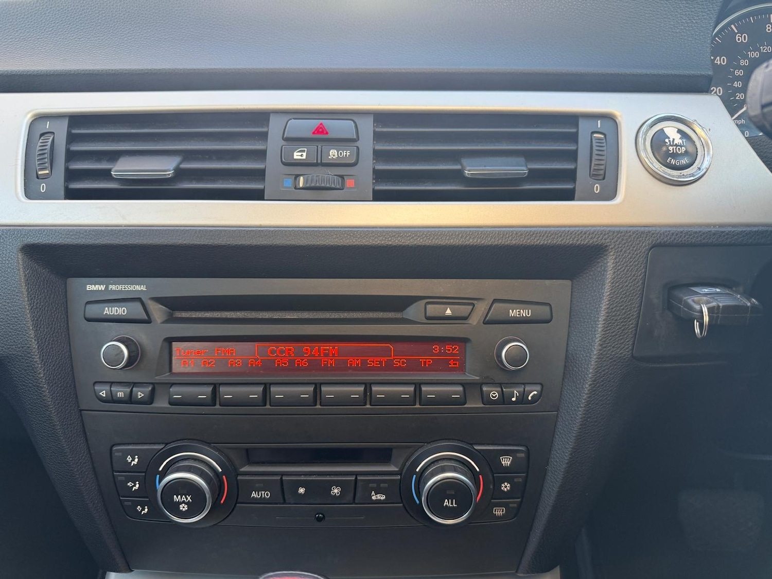 Used BMW 3 Series 2012 for sale - 76446999: Photo 35