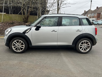 Used MINI Countryman 2015 for sale - 77587910: Photo