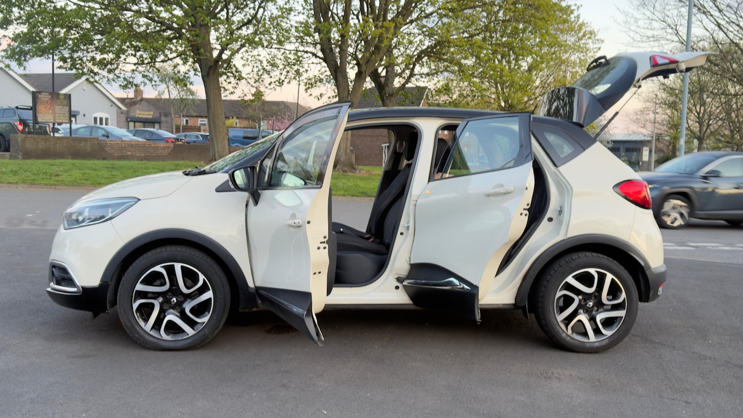 Used Renault Captur 2015 for sale - 78102194: Photo 18
