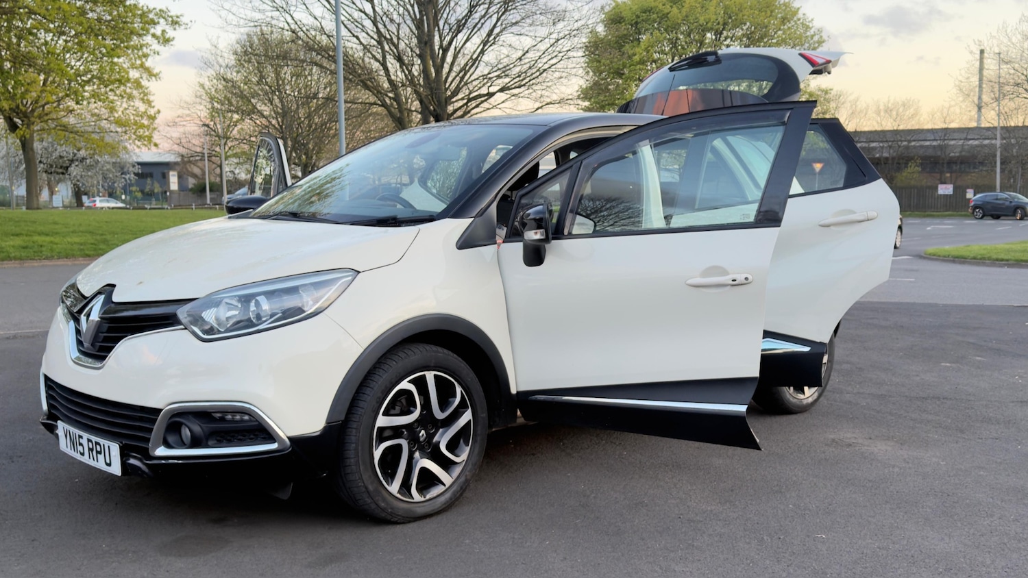 Used Renault Captur 2015 for sale - 78102194: Photo 22
