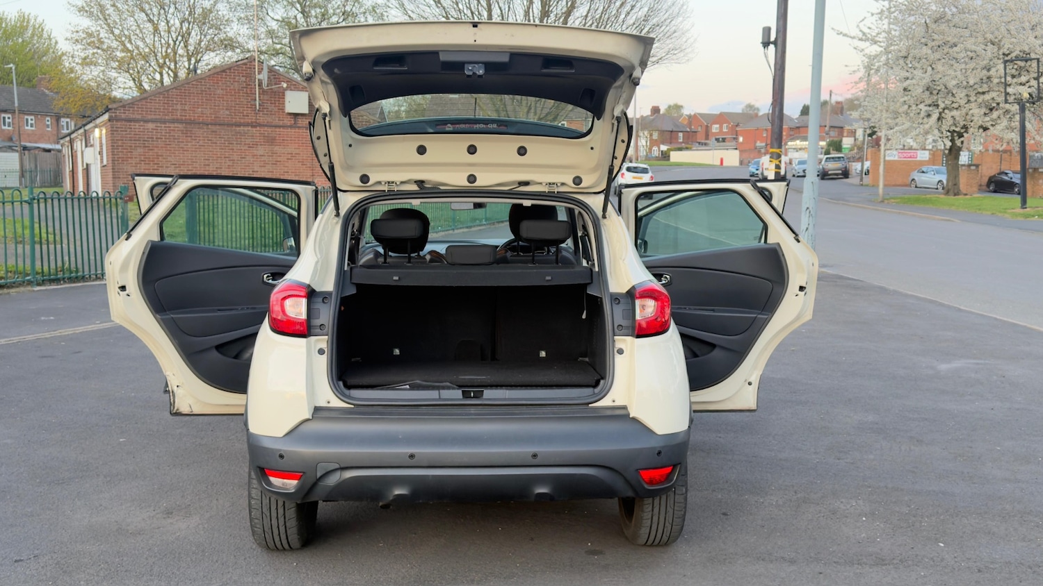 Used Renault Captur 2015 for sale - 78102194: Photo 23