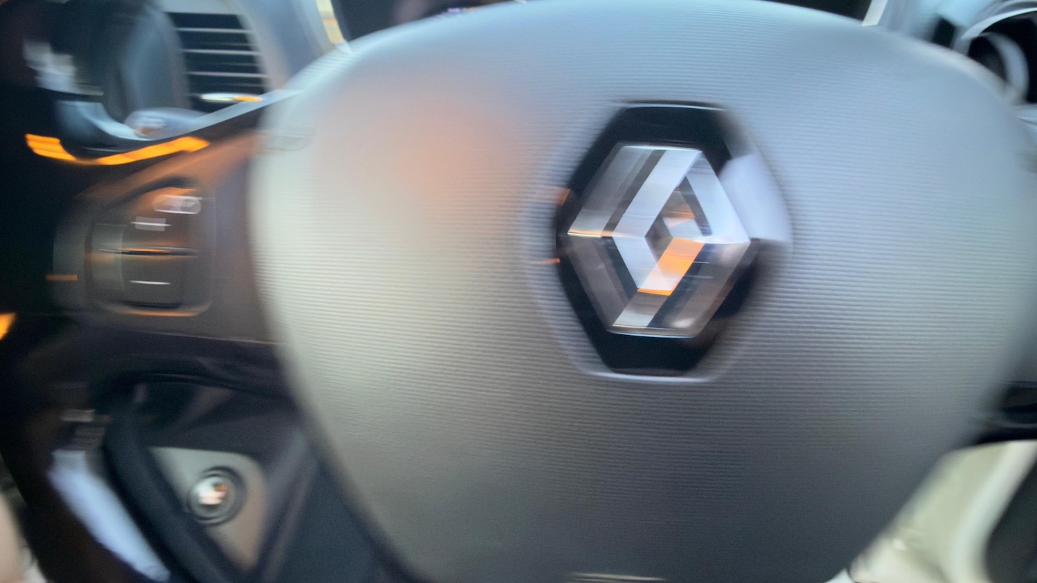 Used Renault Captur 2015 for sale - 78102194: Photo 38