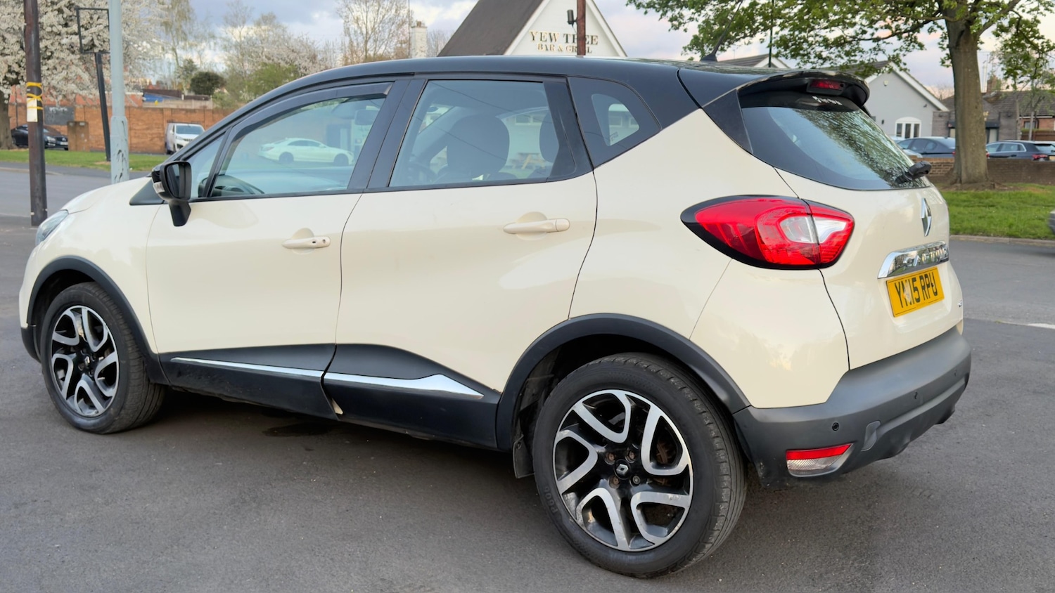 Used Renault Captur 2015 for sale - 78102194: Photo 9