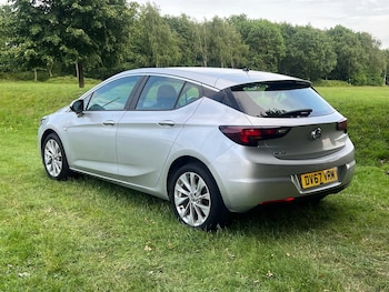 Used Vauxhall Astra 2017 for sale - 76925872: Photo