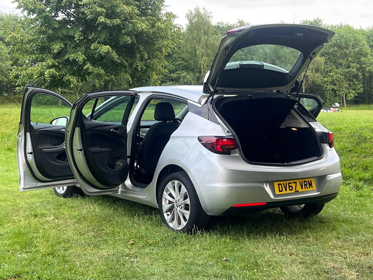 Used Vauxhall Astra 2017 for sale - 76925872: Photo 25