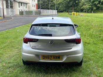 Used Vauxhall Astra 2017 for sale - 76925872: Photo