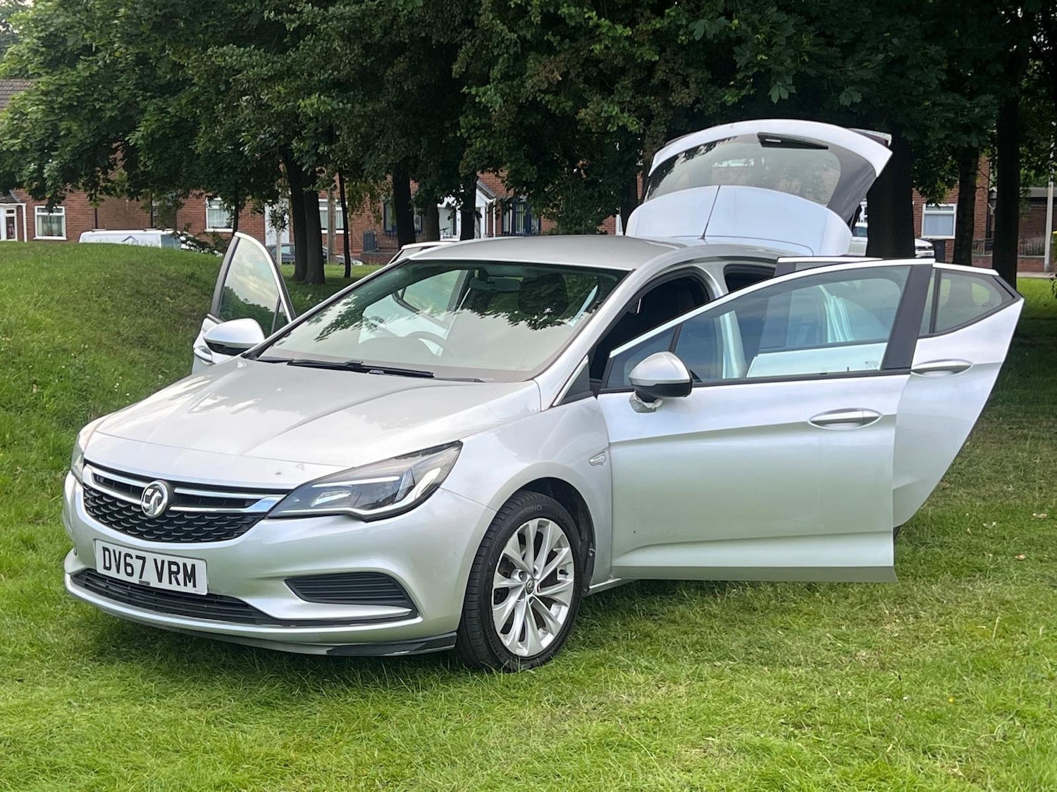 Used Vauxhall Astra 2017 for sale - 76925872: Photo 31