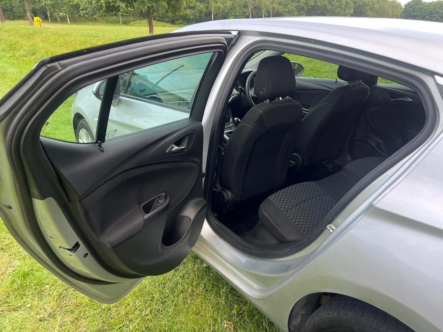 Used Vauxhall Astra 2017 for sale - 76925872: Photo 35