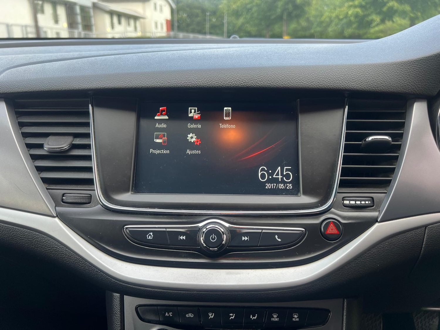 Used Vauxhall Astra 2017 for sale - 76925872: Photo 42