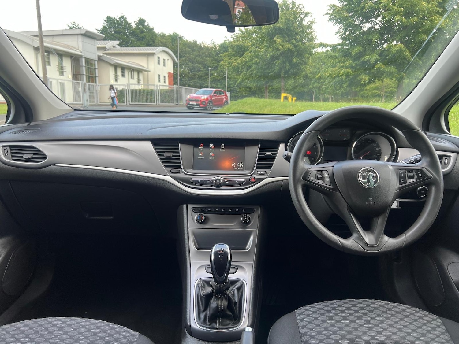 Used Vauxhall Astra 2017 for sale - 76925872: Photo 48