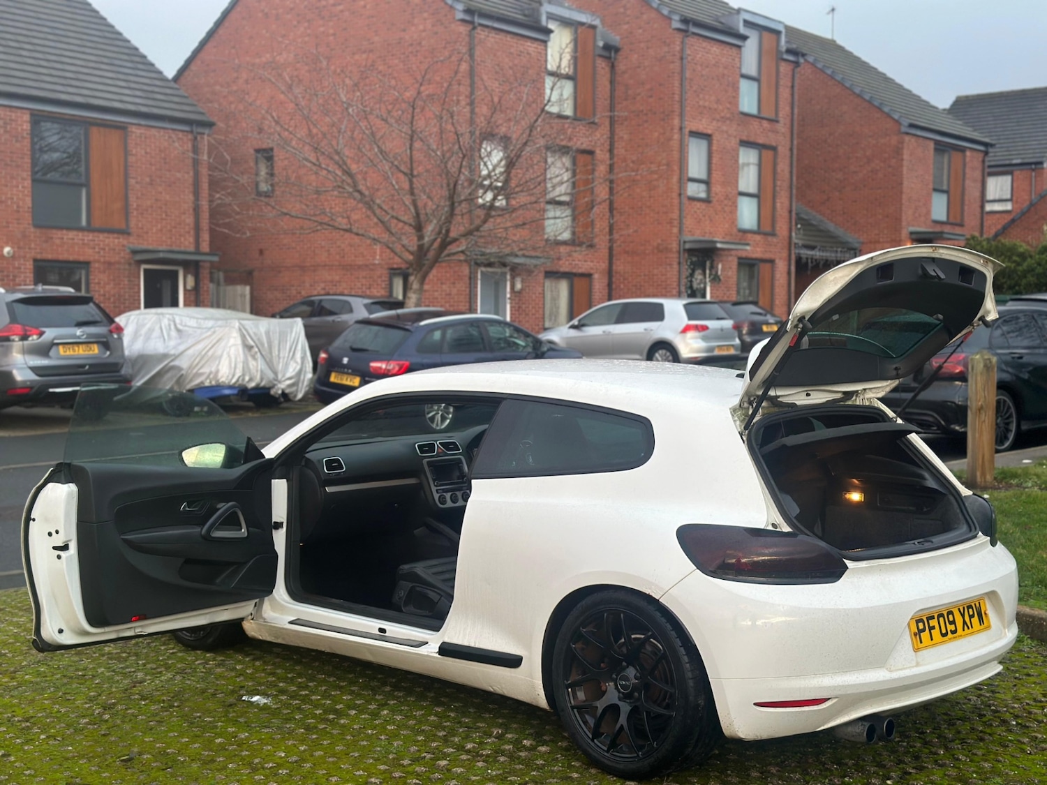 Used Volkswagen Scirocco 2009 for sale - 77082347: Photo 29