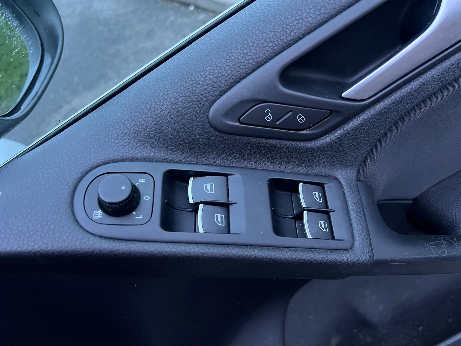 Used Volkswagen Golf 2012 for sale - 77332193: Photo 26