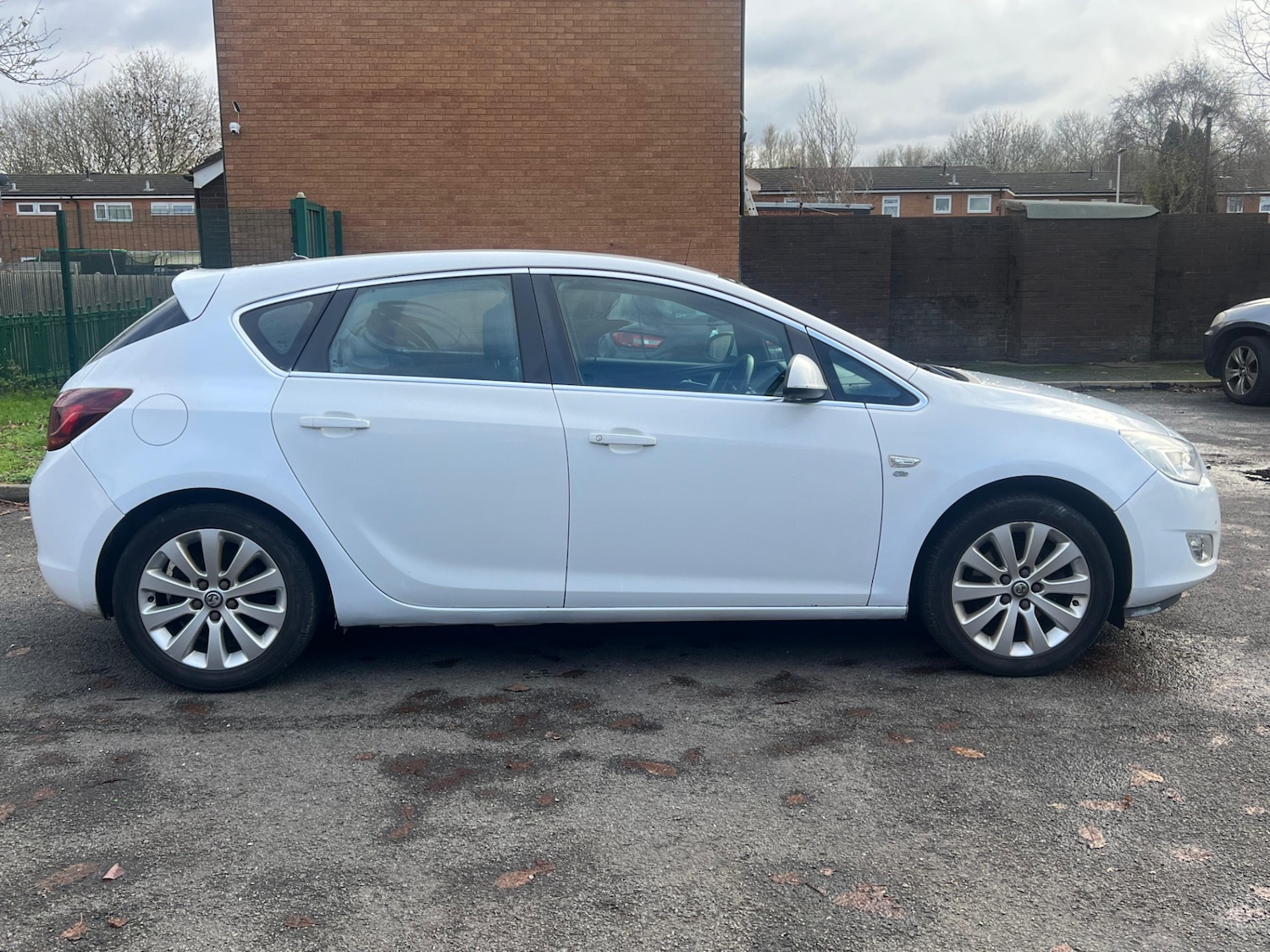 Used Vauxhall Astra 2012 for sale - 76446920: Photo 10