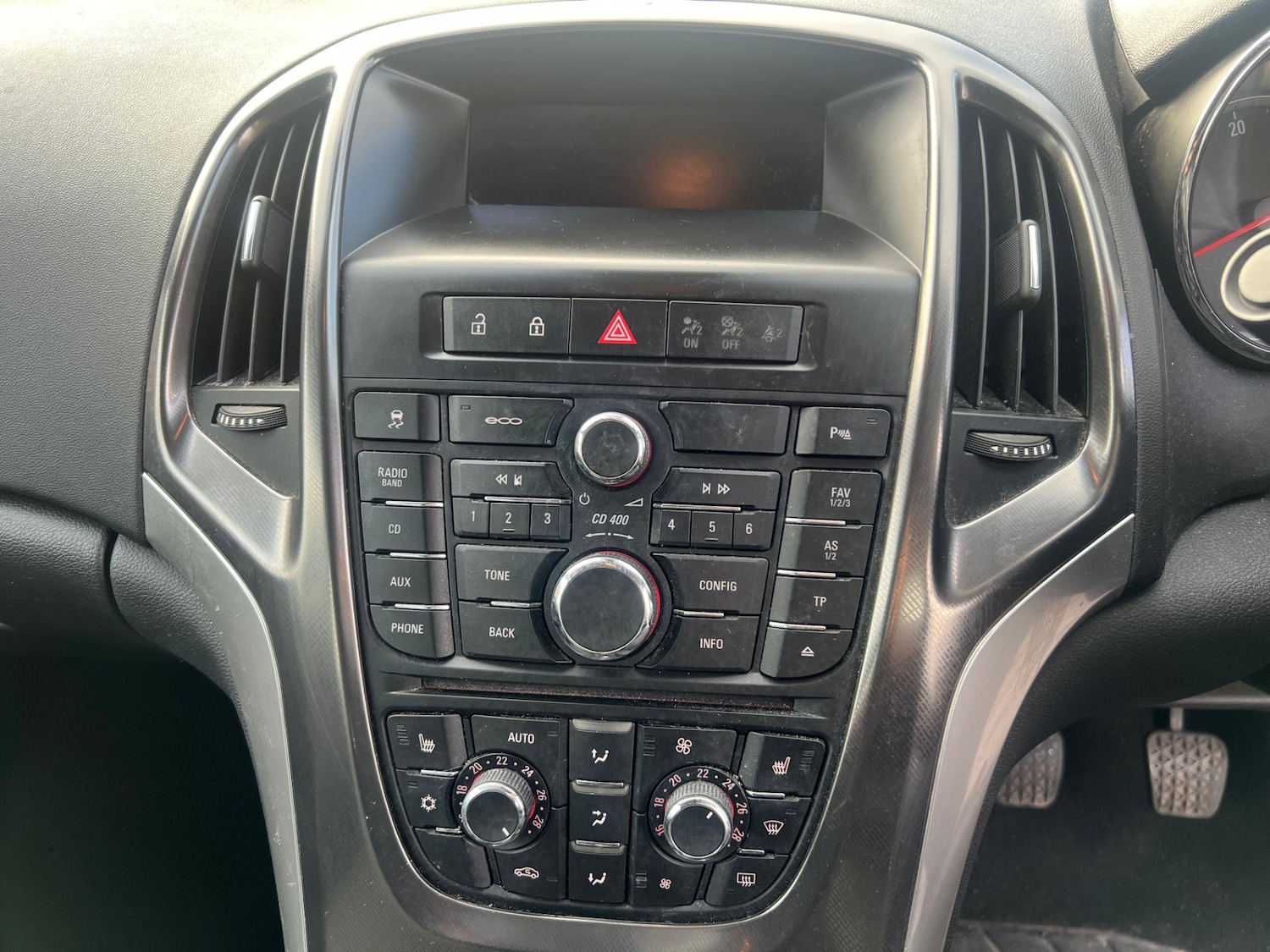 Used Vauxhall Astra 2012 for sale - 76446920: Photo 16