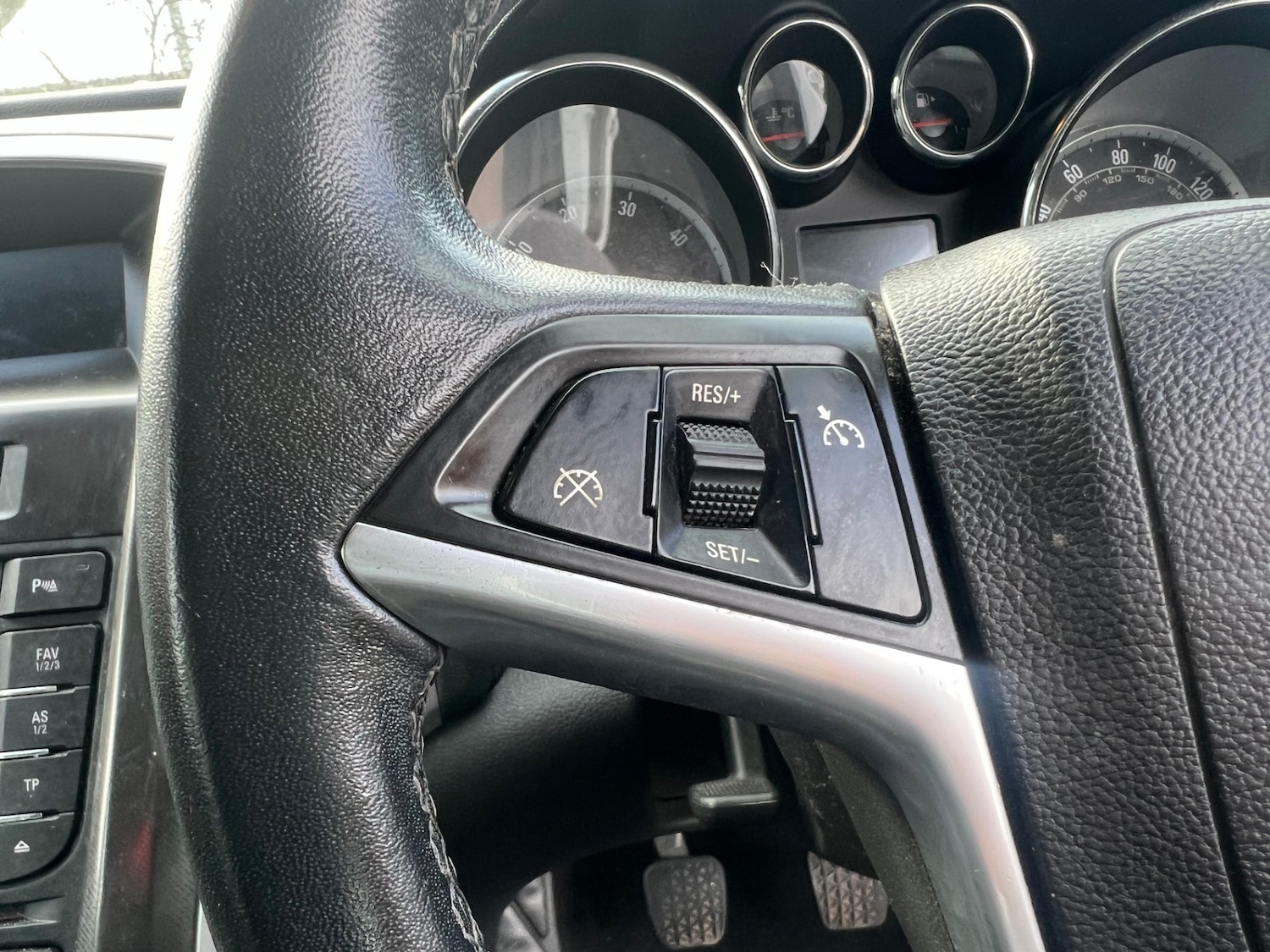 Used Vauxhall Astra 2012 for sale - 76446920: Photo 18