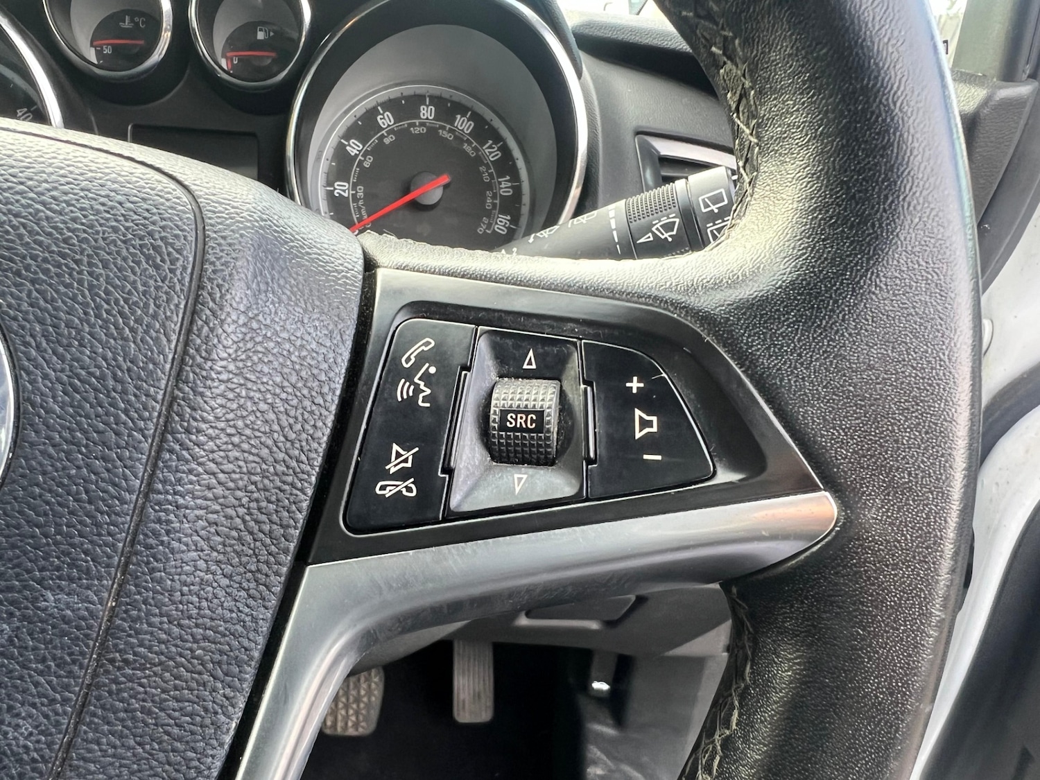 Used Vauxhall Astra 2012 for sale - 76446920: Photo 19