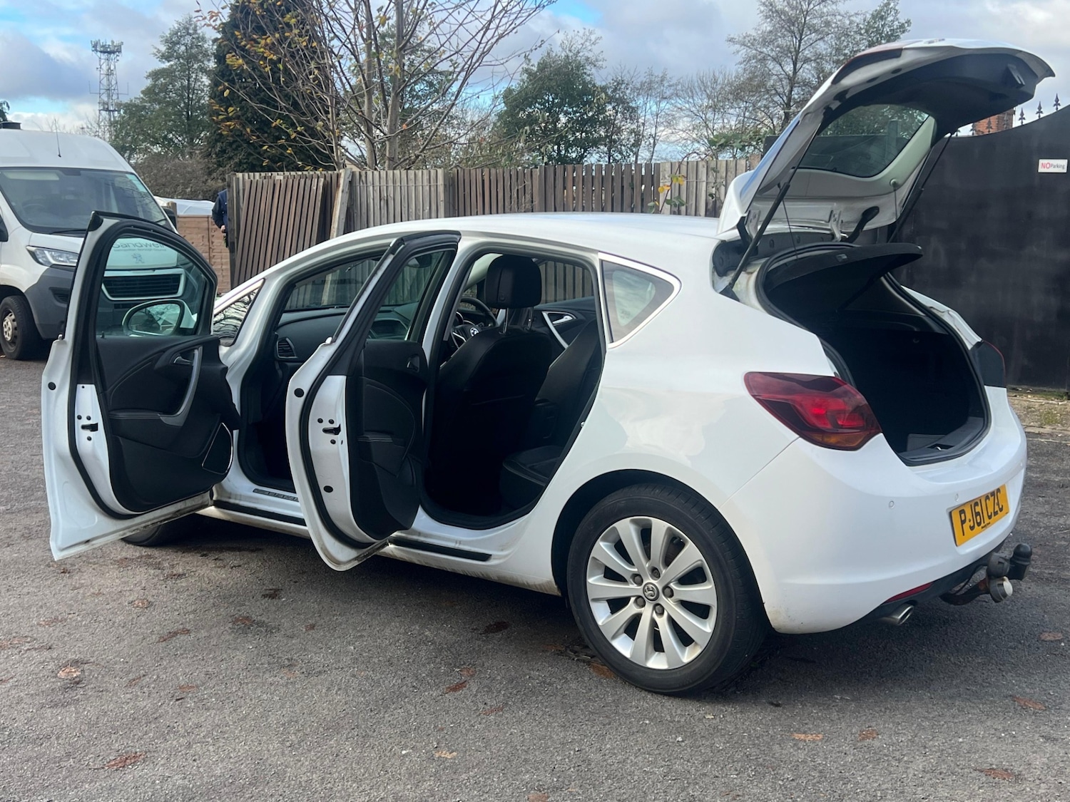 Used Vauxhall Astra 2012 for sale - 76446920: Photo 30