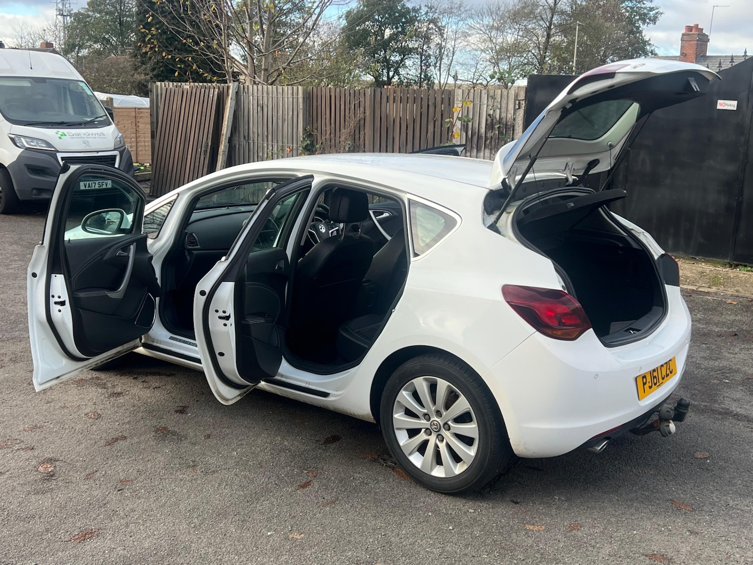 Used Vauxhall Astra 2012 for sale - 76446920: Photo 31