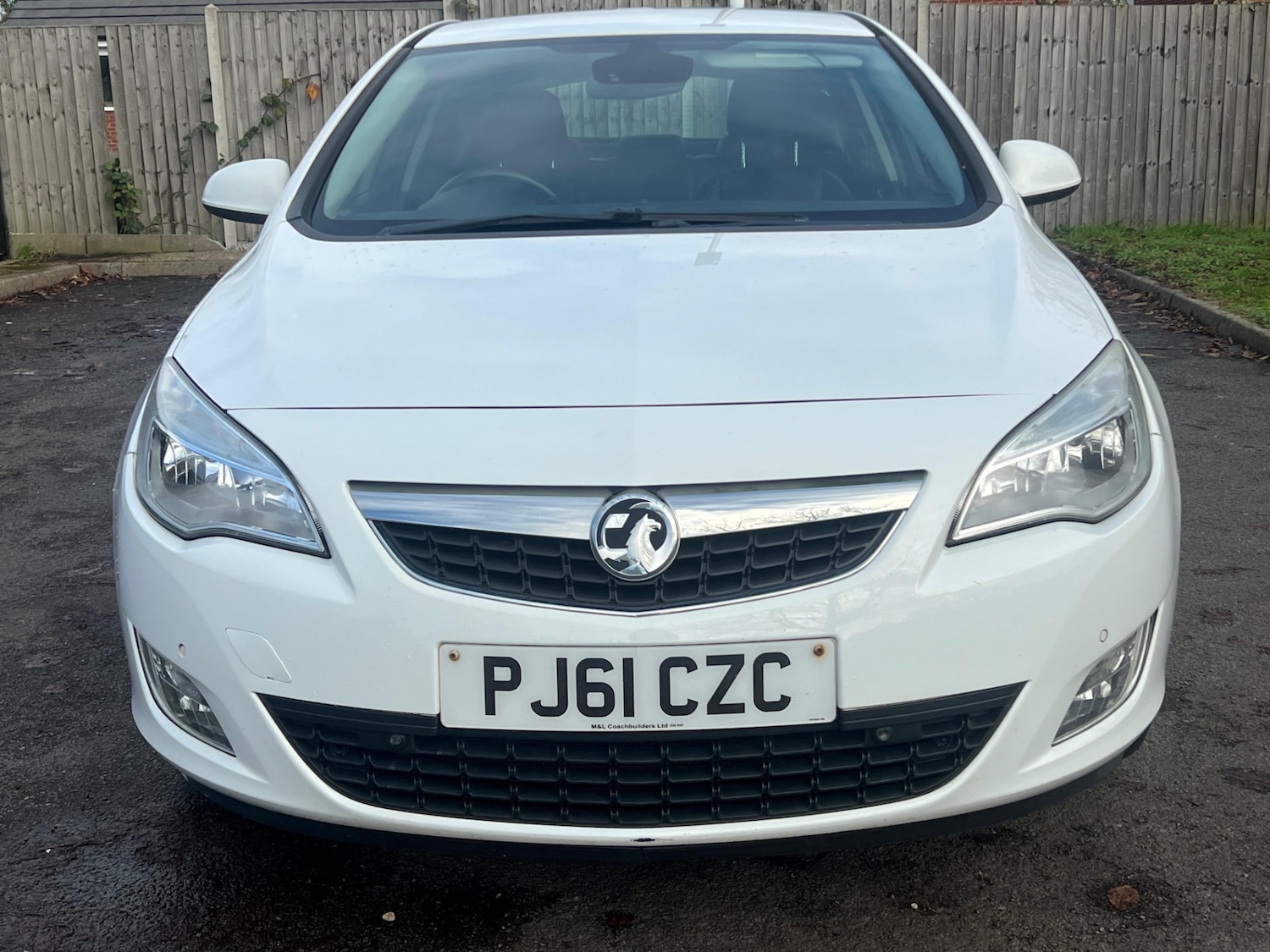 Used Vauxhall Astra 2012 for sale - 76446920: Photo 4