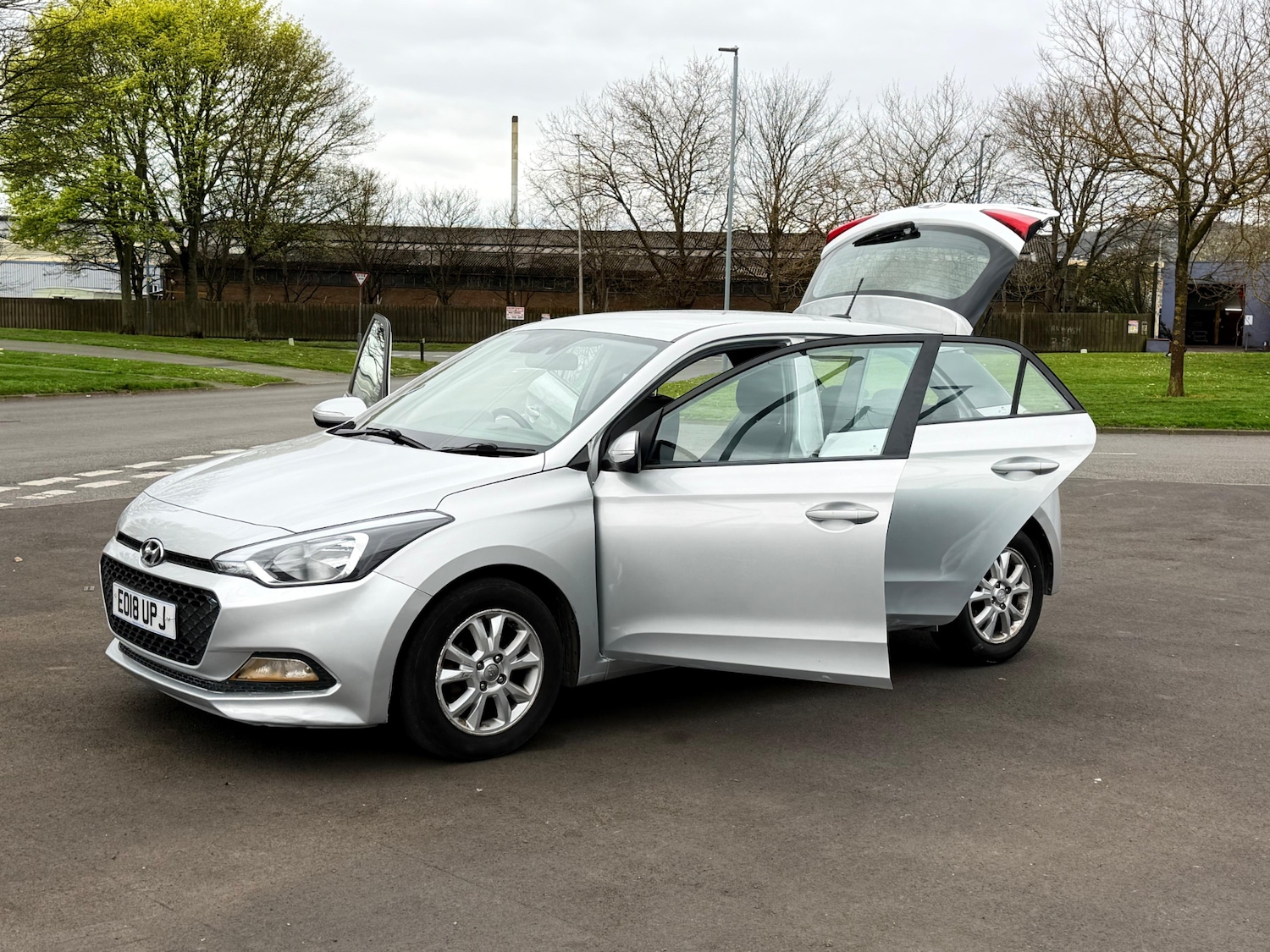 Used Hyundai i20 2018 for sale - 78131858: Photo 13